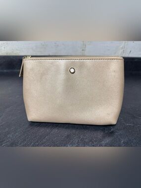 Bvlgari Parfums Emirates Gold Metallic Cosmetic Makeup Travel Toiletry Pouch Bag
